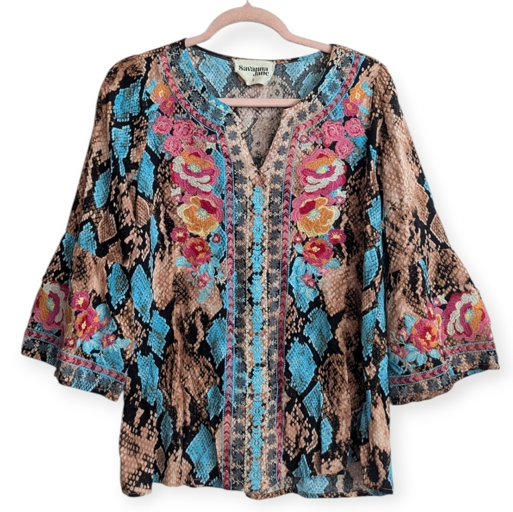 Savanna Jane Multi Print Embroidered Mixed Print Top Split Neck Size Small